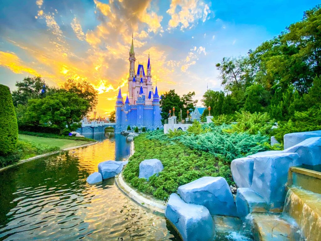 park hopping into Magic Kingdom at Walt Disney World