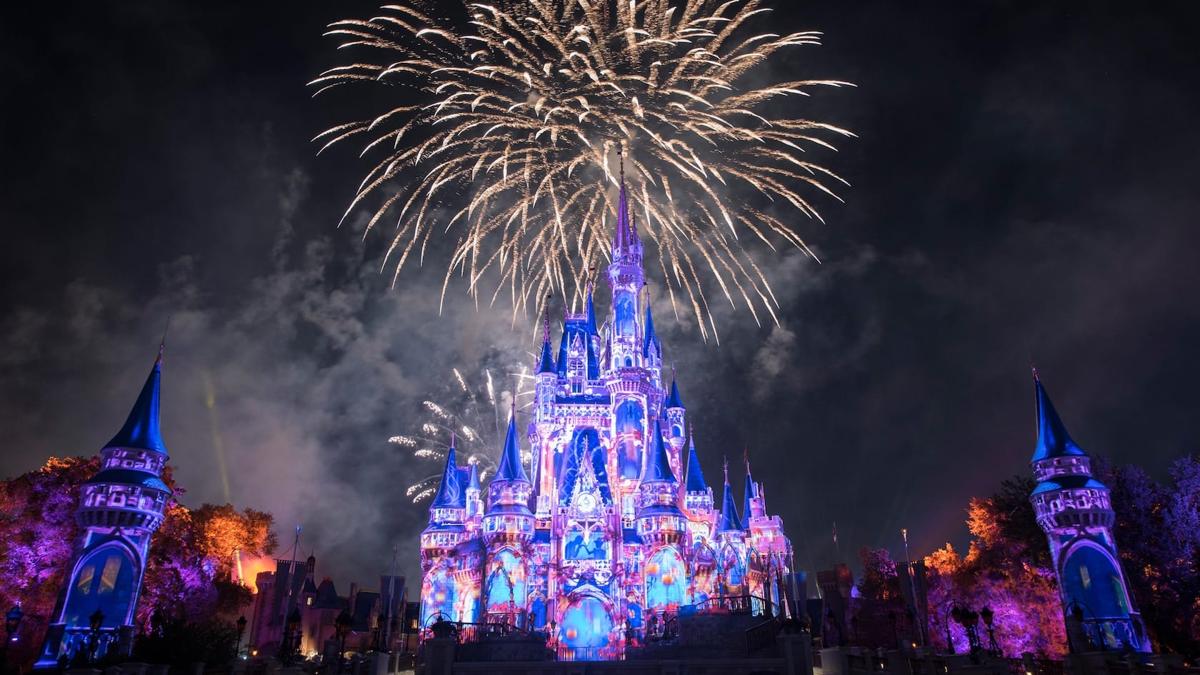 Fourth of July Fireworks Show at Magic Kingdom in Walt Disney World